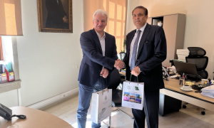 Συνάντηση του Δημάρχου Ηρακλείου με τον Πρέσβη του Πακιστάν στην Ελλάδα Συνάντηση του Δημάρχου Ηρακλείου με τον Πρέσβη του Πακιστάν στην Ελλάδα